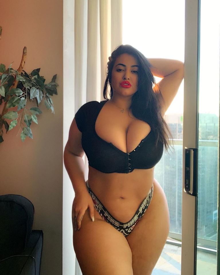 skinny plus size model