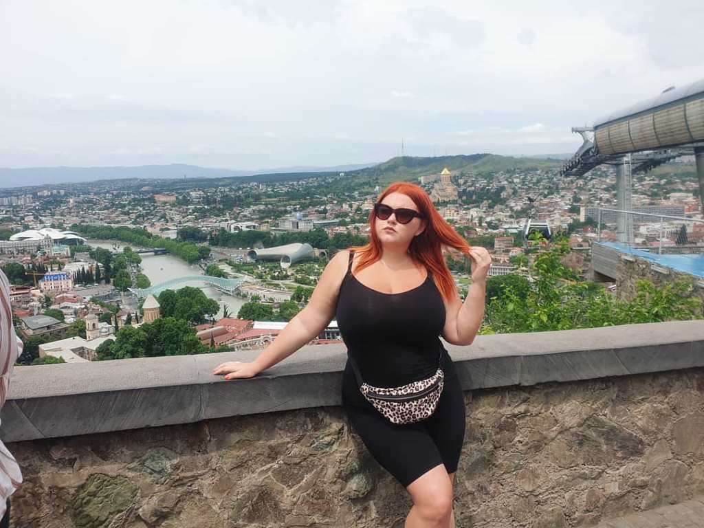 pretty mexican women