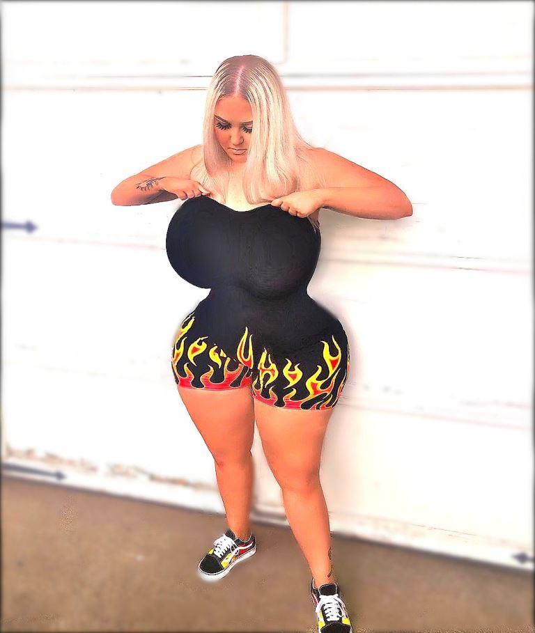 plus size model ashley alexiss