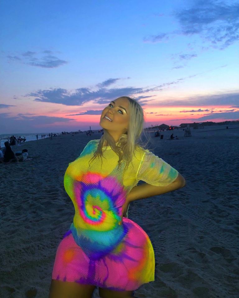 graham, ashley, plus, illustrated, swimsuit, photoshop, size, stewart, curvy, universe, jeans, model, 2019, clearance, snap, black, little, zimbio, iskra, clothing, dresses, sports, young, kors, 2010, barbie, revlon, alexiss, untouched, bryant, miss, 2017, shoe, ervin, grant, levis, dress, addition, jumpsuits, justin, lawrence, first, holliday, maxi, 2016, thing, linda, formal, jean, 2018, cheetos, antm, full, coats, oversize, mirror, michael, figure, blouses, pregnant, lane, tess, thin, clothes, secret, tops, 2015, victoria, models, 2014, snapchat, figured, pretty, pant, elle, white