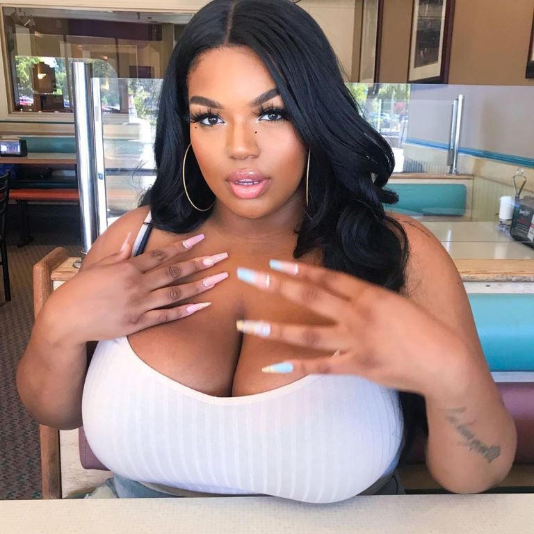 pretty mexican women